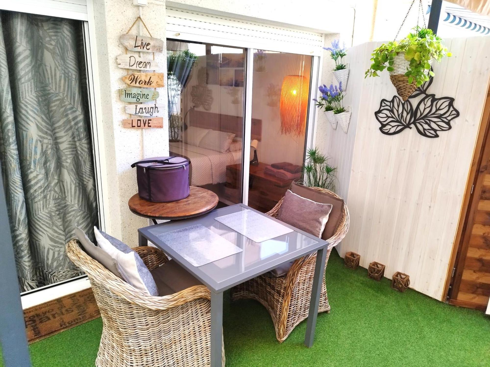 Apartment Big Privat Terrace Calafell Beach Free Parking Eksteriør billede